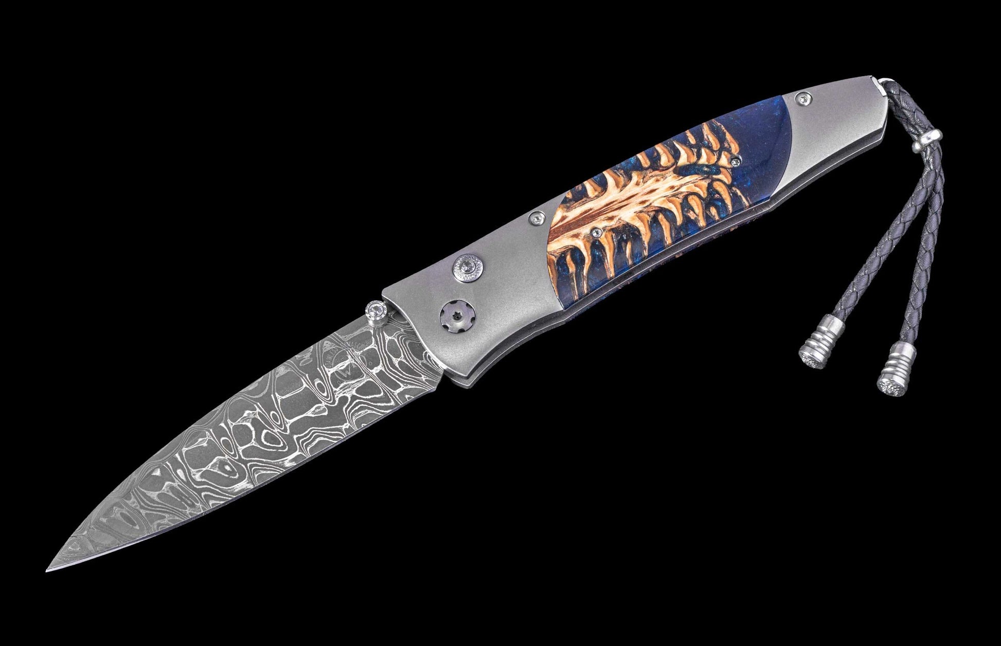 and damascus steel blade.