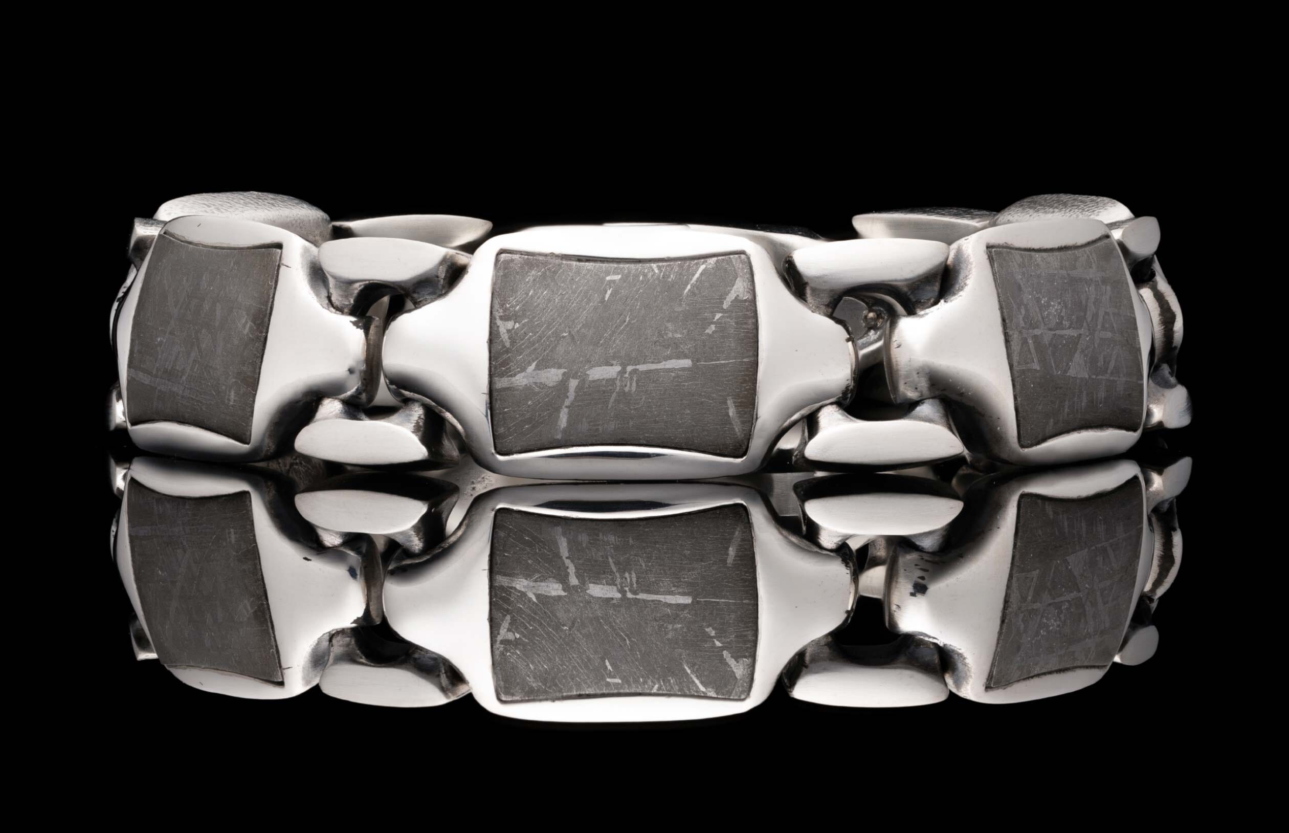 Meteor Retro (BR13 MET) Men's Bracelet – William Henry