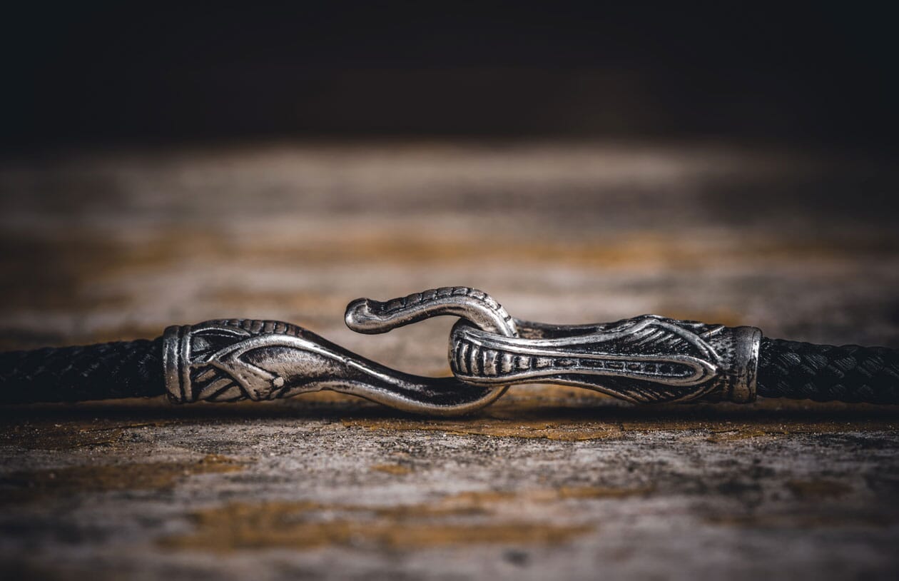 Morpheus 'Fire' Pendant Knife | William Henry