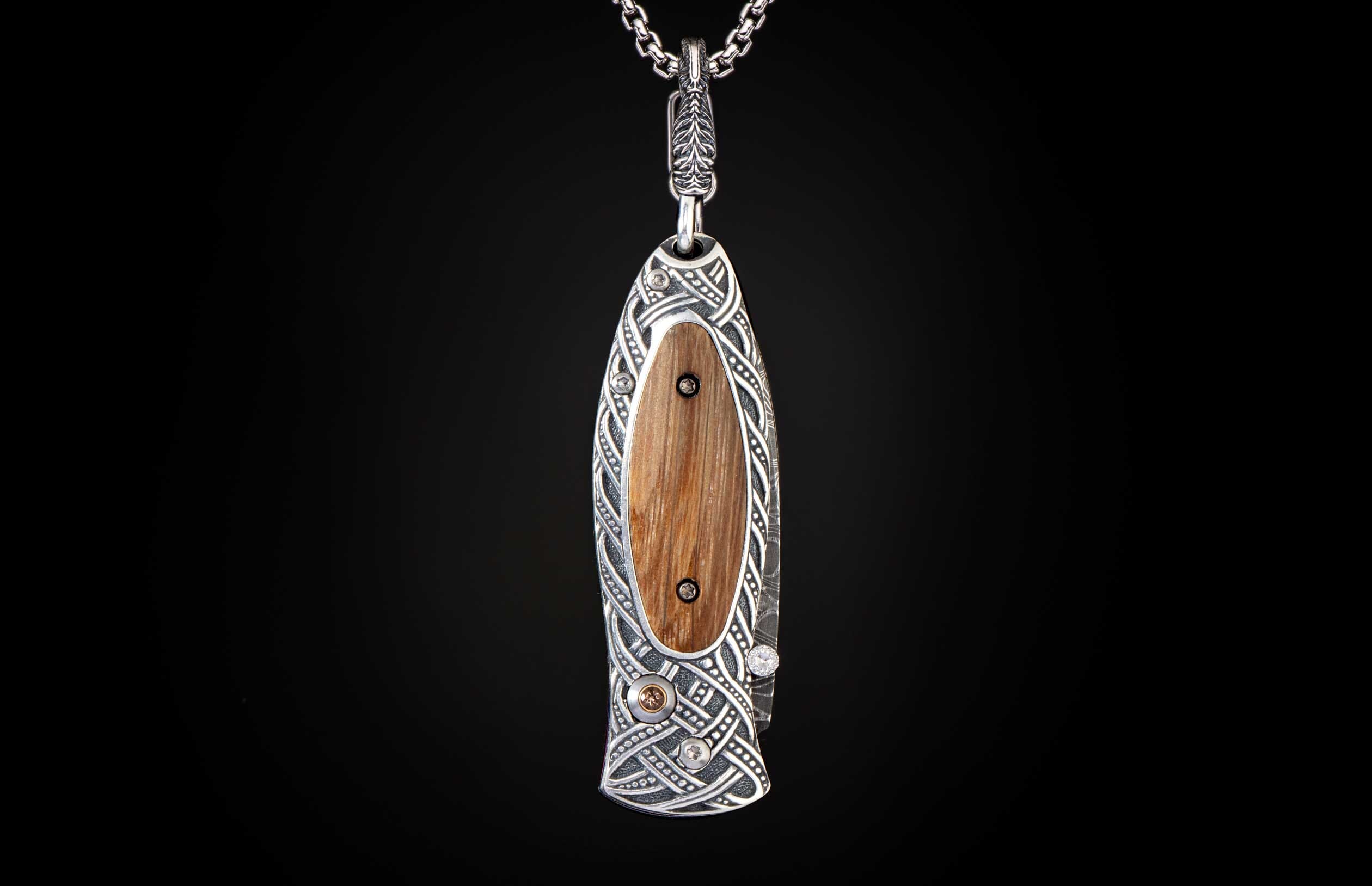 Morpheus 'Victory' Knife Pendant – William Henry