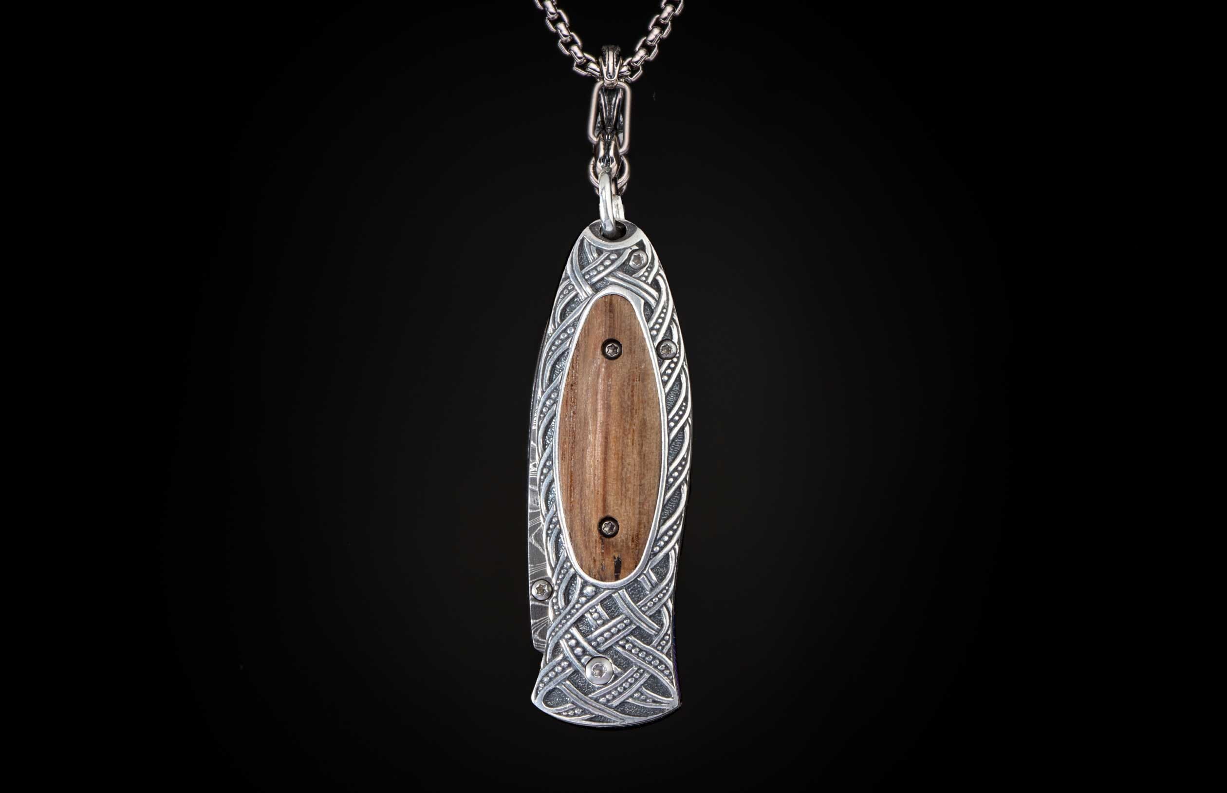 Morpheus 'Victory' Knife Pendant – William Henry