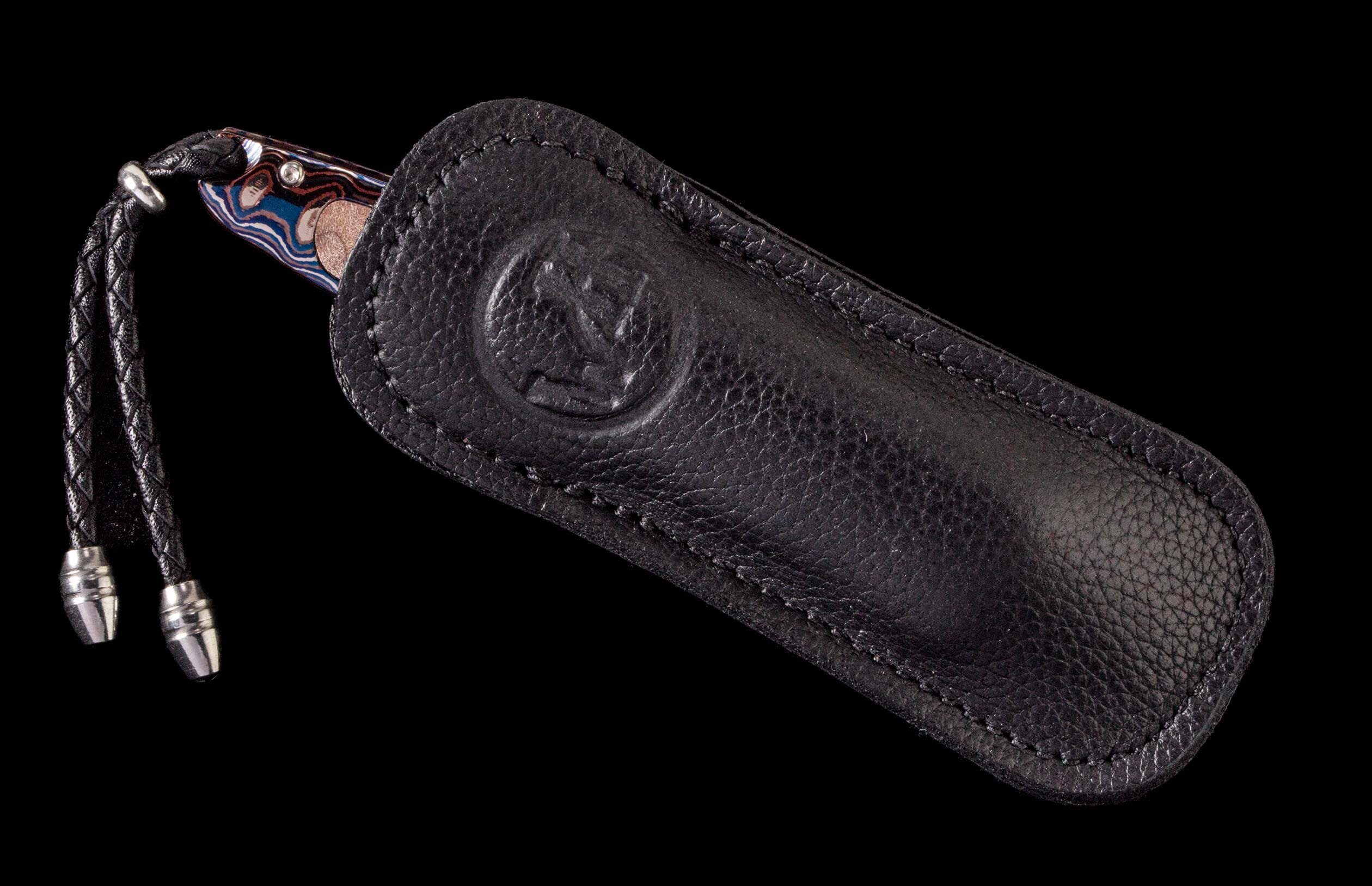 B06 Blue Burl – William Henry