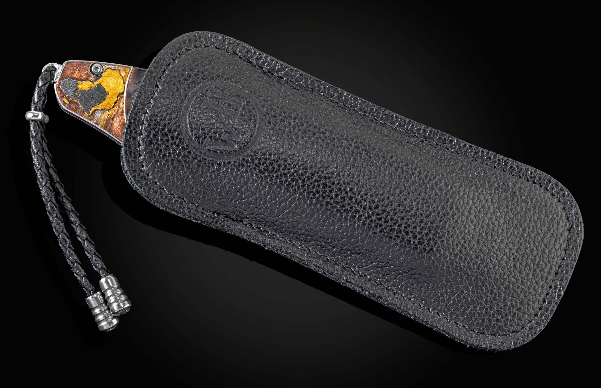  and hand-forged damascus syteel blade by Robert Eggerling.