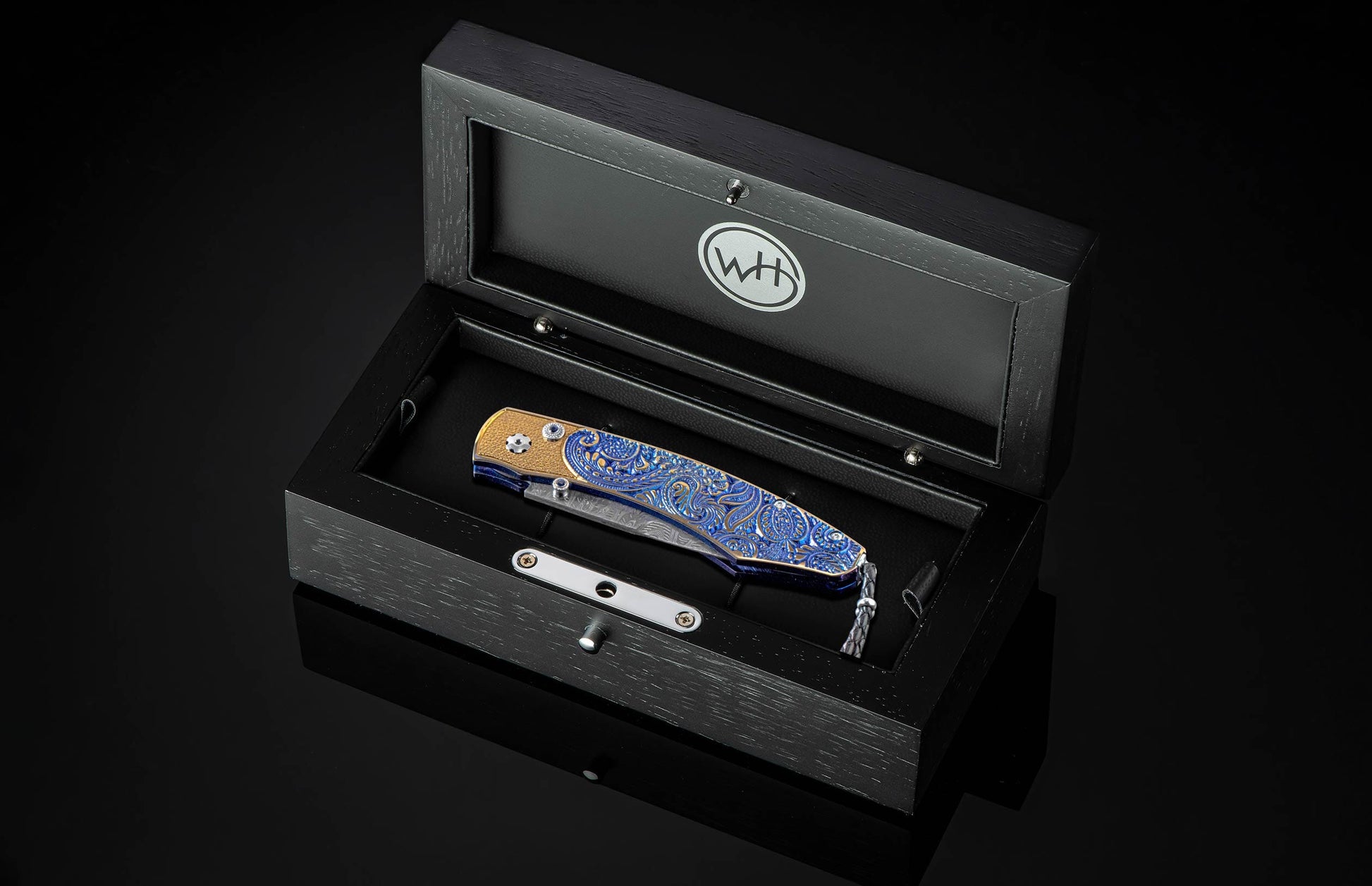  and hand-forged damascus steel blade by Mike Norris