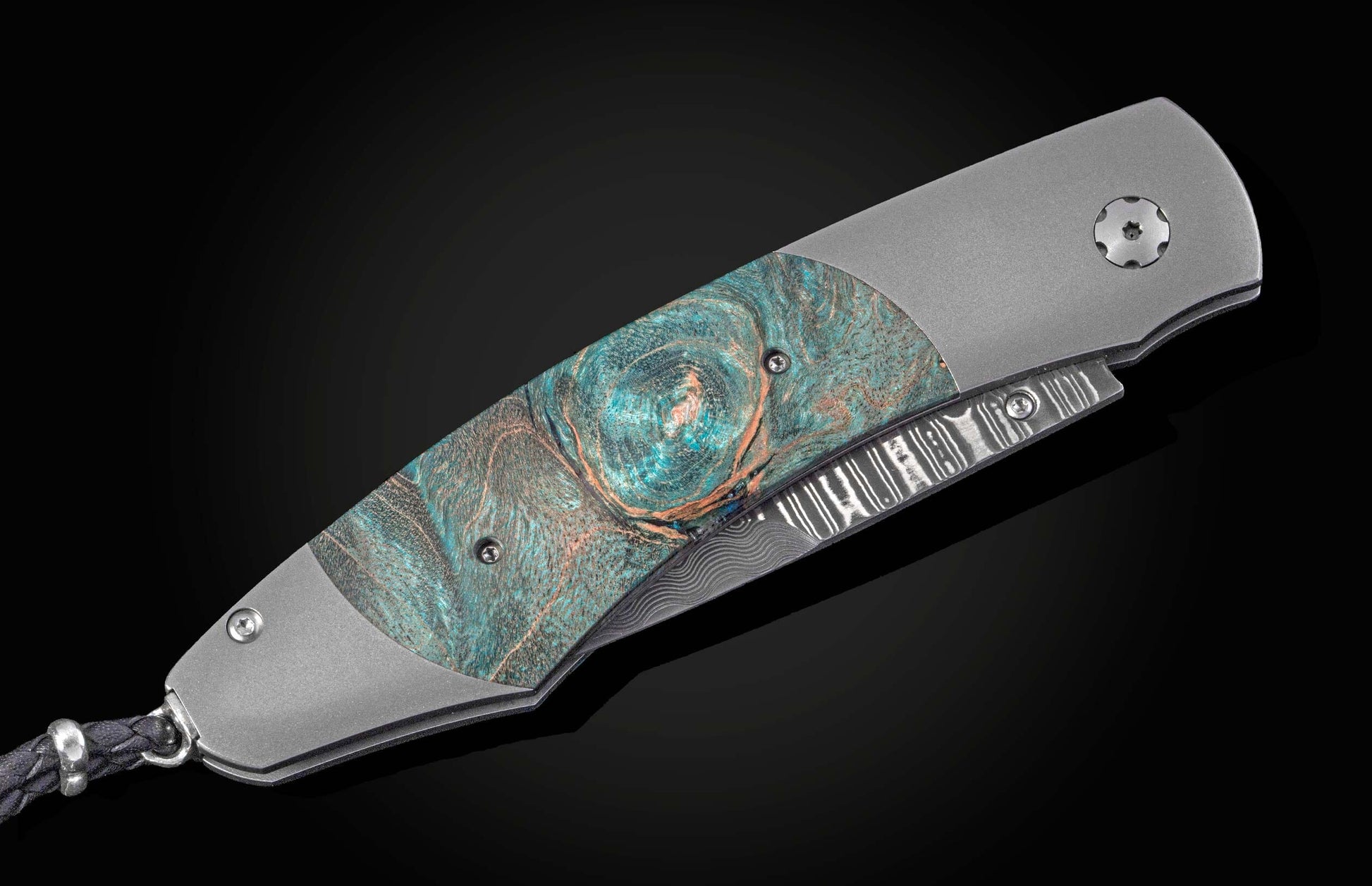  and a damascus steel blade