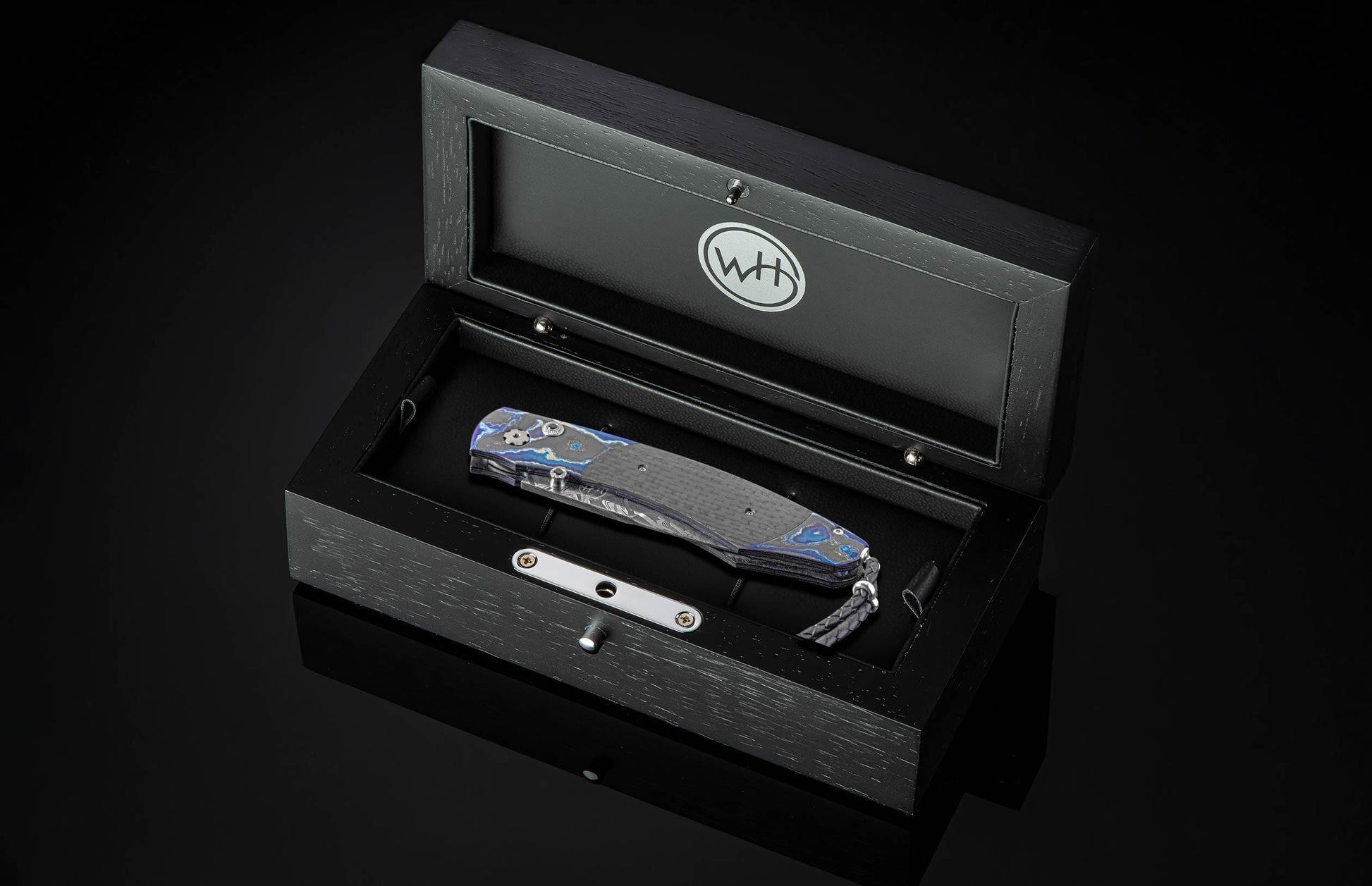  and damascus blade