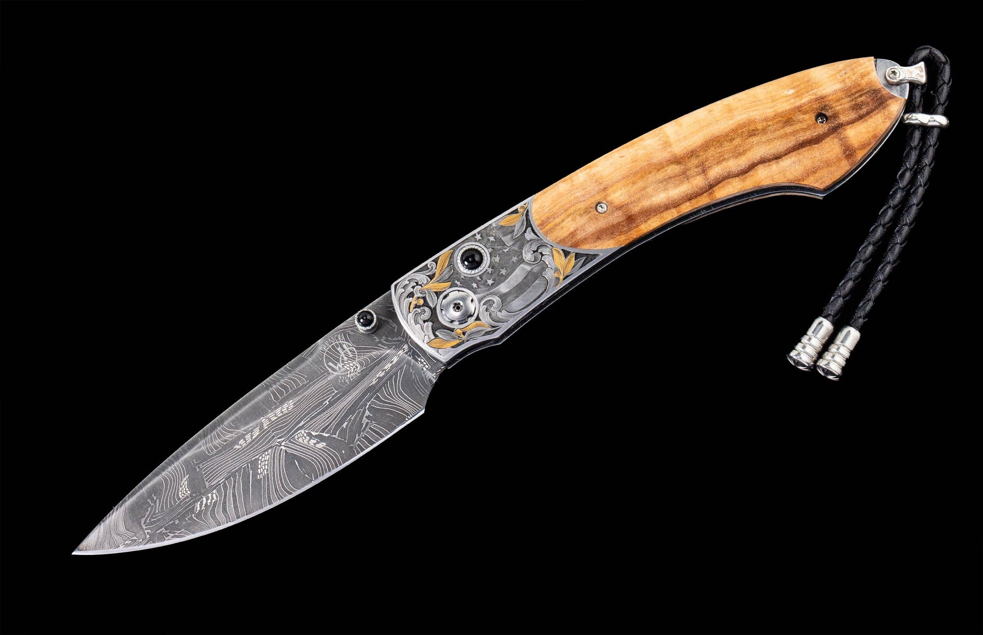 A Horse Chestnut and Black Onyx Pocket Knife 