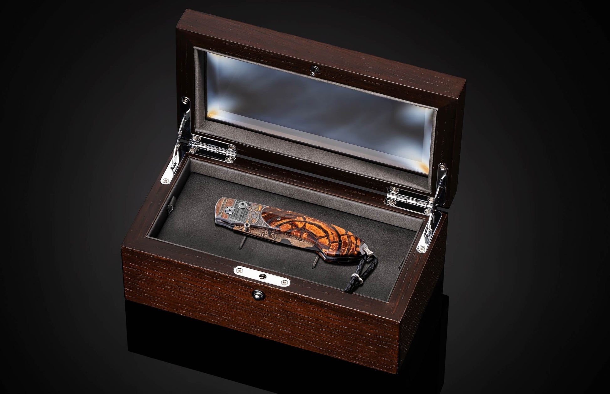 Tobacconist