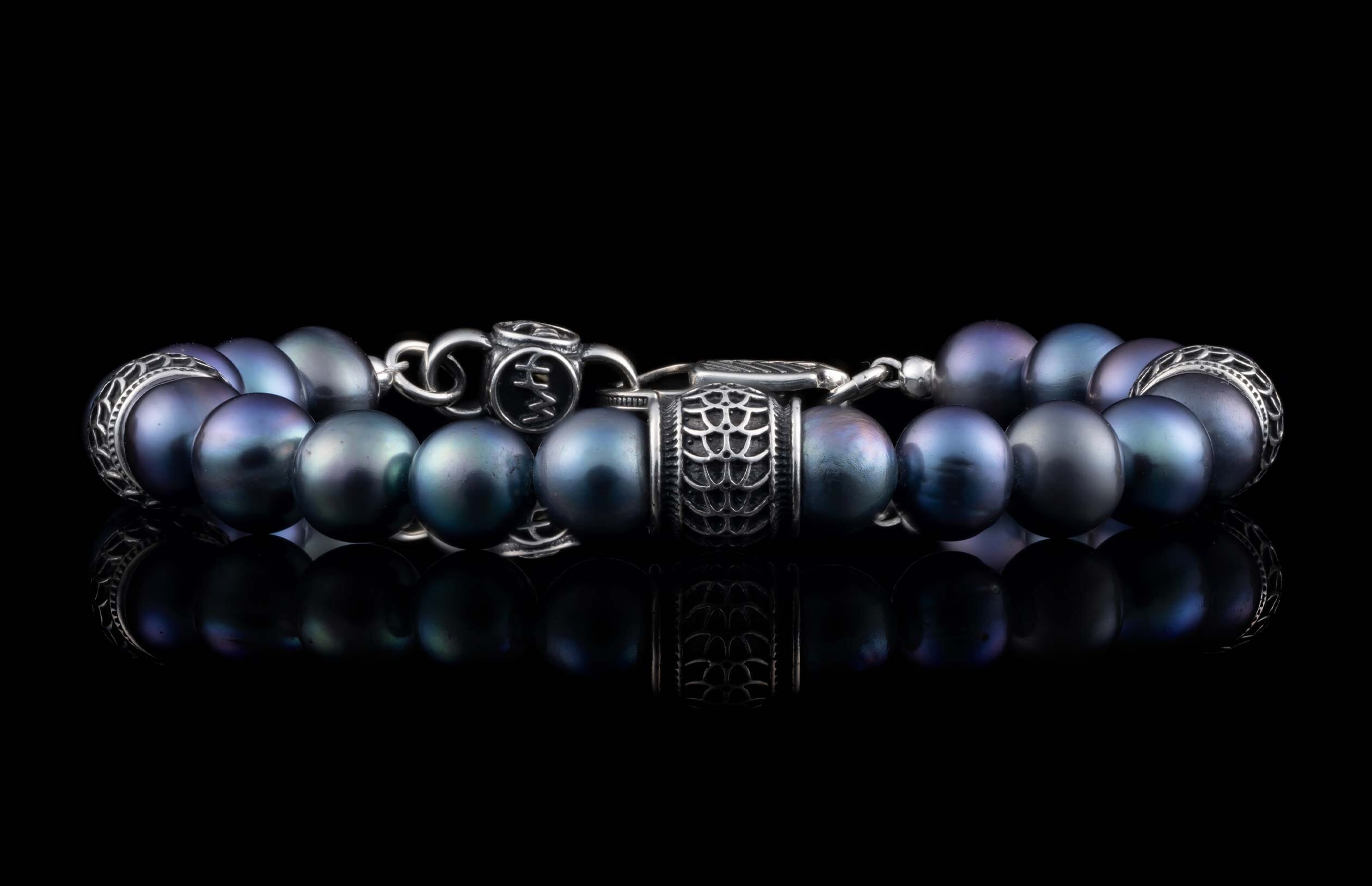 Black Lace – William Henry