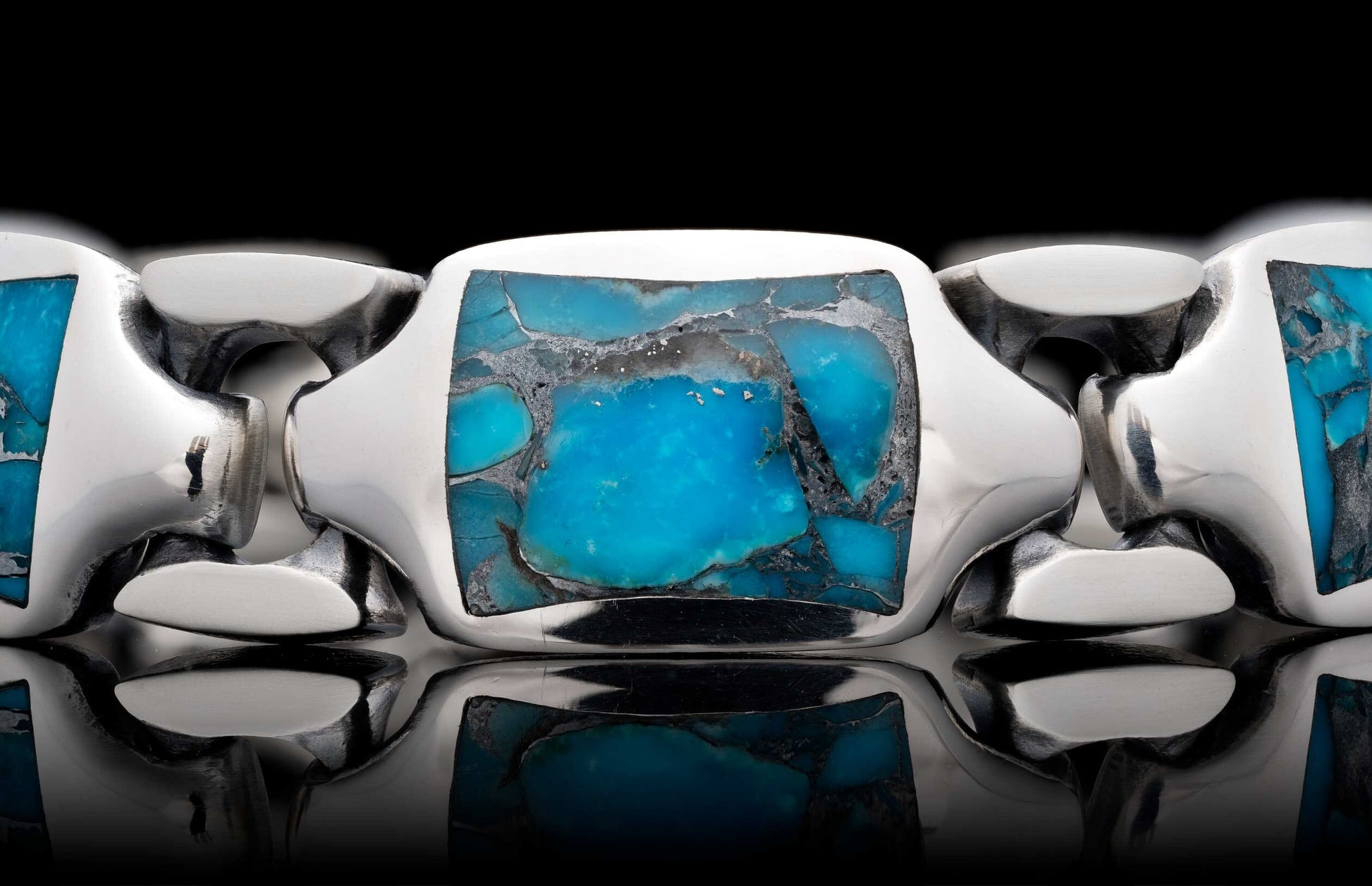 The Men's Vintage (Retro) Turquoise Cuff Bracelet 