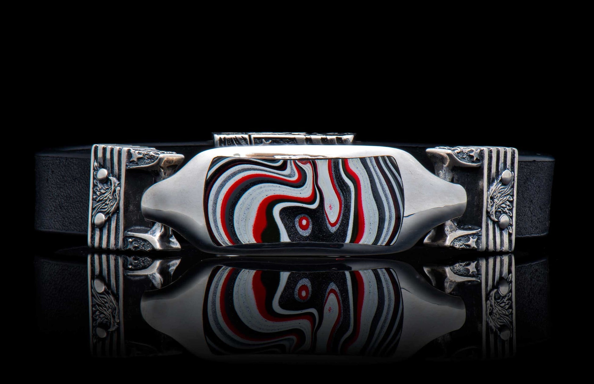 The DeVille Men's Fordite Silver Bracelet