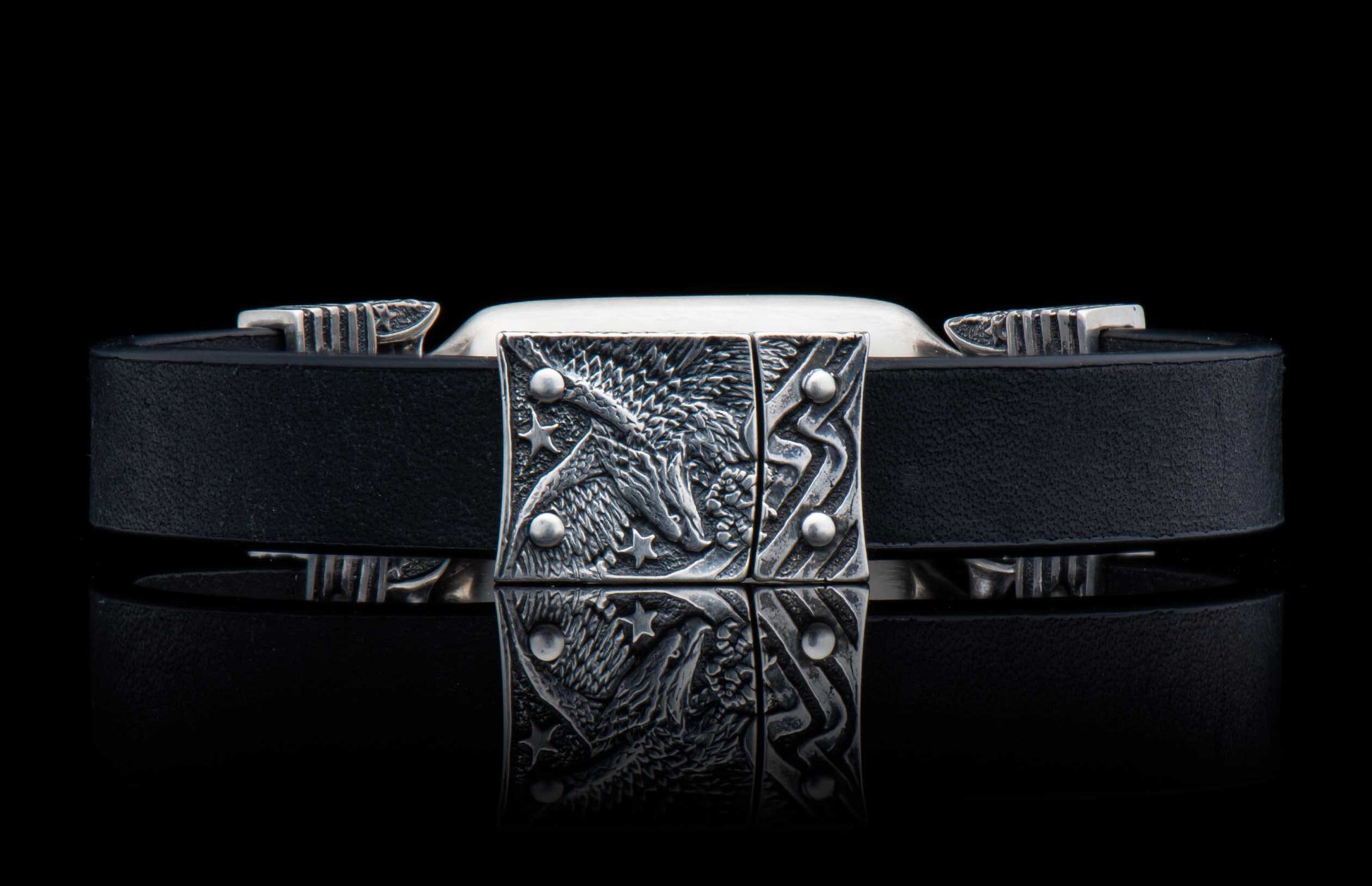 The DeVille Men's Fordite Silver Bracelet