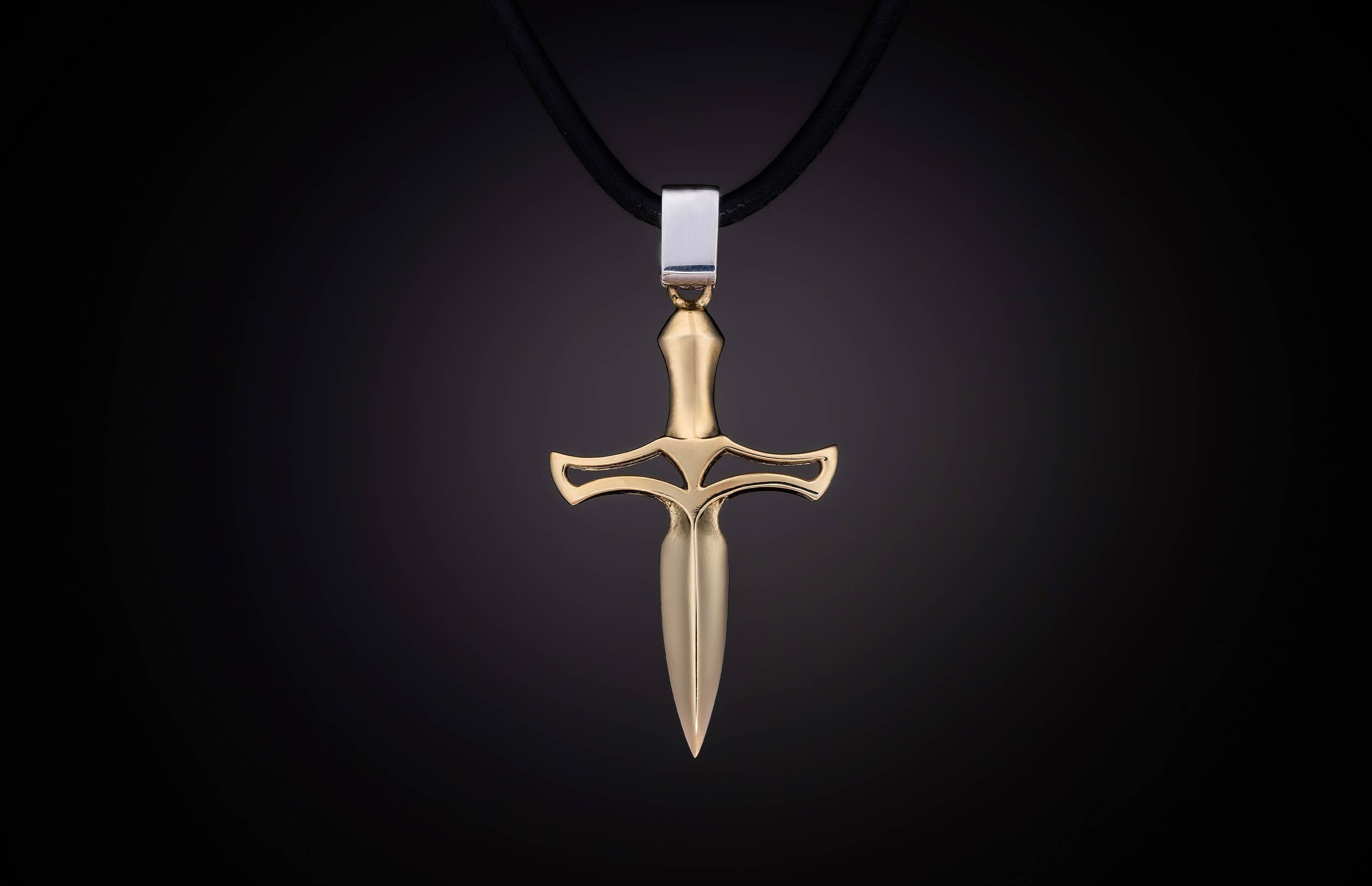 ヴィヴィアン＊MAN. PERCIVAL HAND PENDANT　弓矢ハンド Bandit (P53 YG) Men's Necklace – William Henry