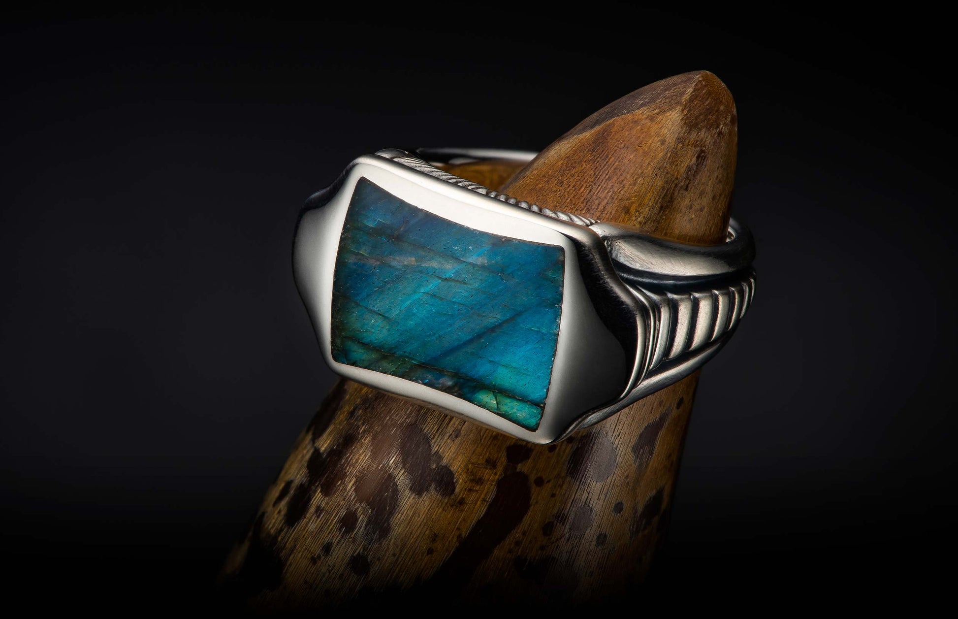 RING 8 LAB - 9|