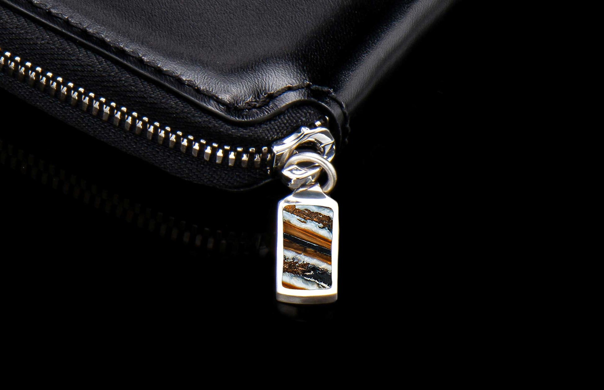 ZBF MC BLK MT|