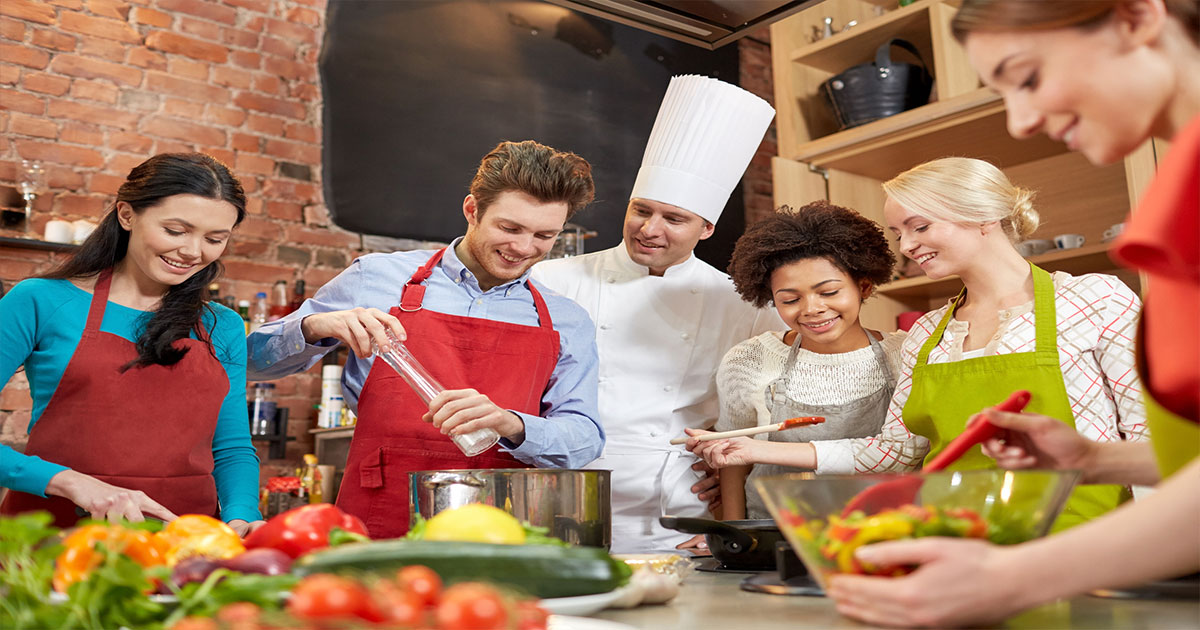 Couples cooking class